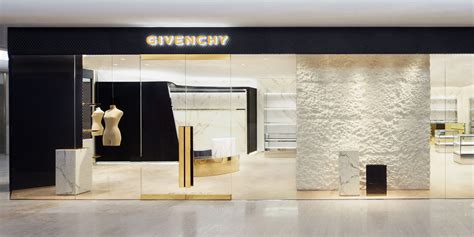 givenchy plaza.